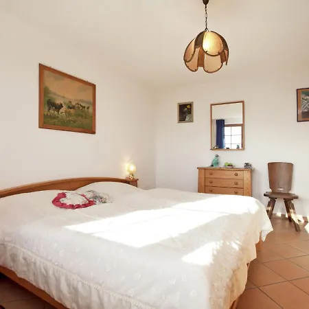 Flat Near The Area In Apartment Urberg