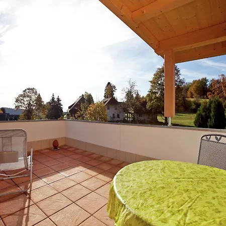 Malerische Erdgeschosswohnung Apartmán Urberg